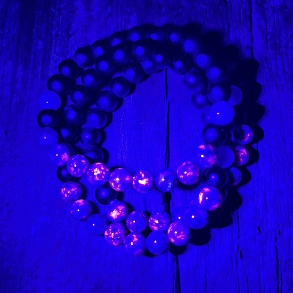 17cm handmade Inner fire gemstone stretch bracelet, Yooperlite, Grey Agate,Onyx - Picture 3 of 3